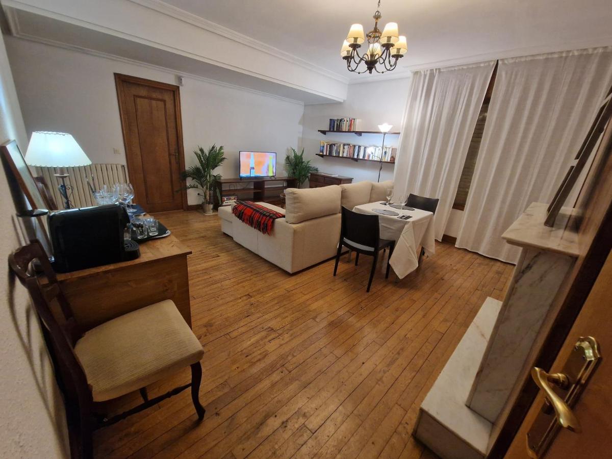 Hostal Lizuniaga ベラ  エクステリア 写真